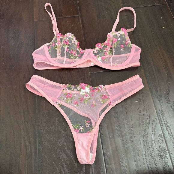 New Floral Embroidered Pink Lingerie Set garden coquette Fairycore M - Picture 2 of 4